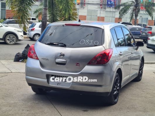 Nissan Tiida Carros en venta