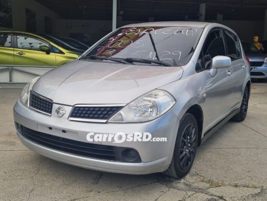 Nissan Tiida Carros en venta