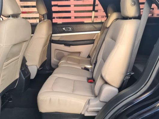 Ford Explorer XL