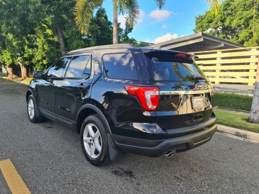 Ford Explorer XL