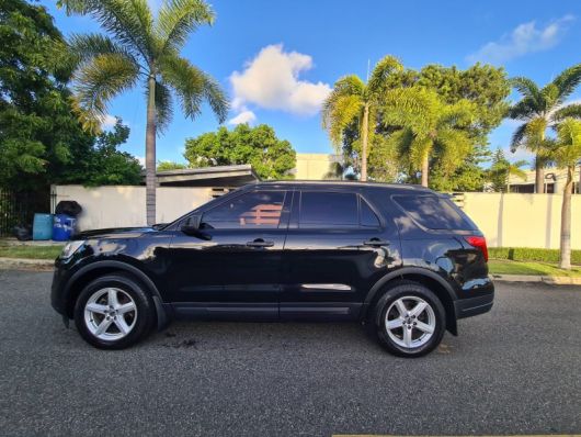 Ford Explorer XL