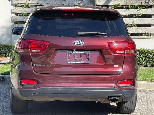 Kia Sorento LX