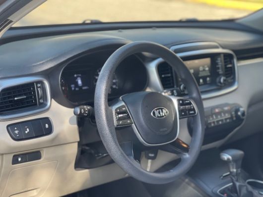 Kia Sorento LX