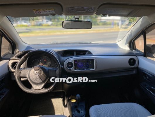Toyota Vitz Hatchback en venta