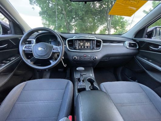 Kia Sorento LX