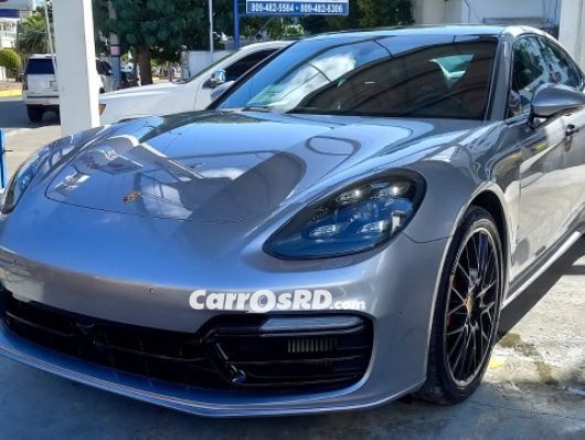 Porsche Panamera Carros en venta