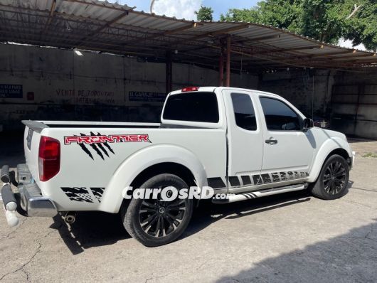 Nissan Frontier Camioneta en venta