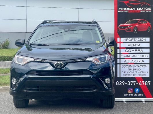 Toyota RAV4 LE