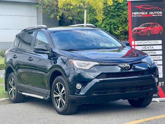 Toyota RAV4 LE