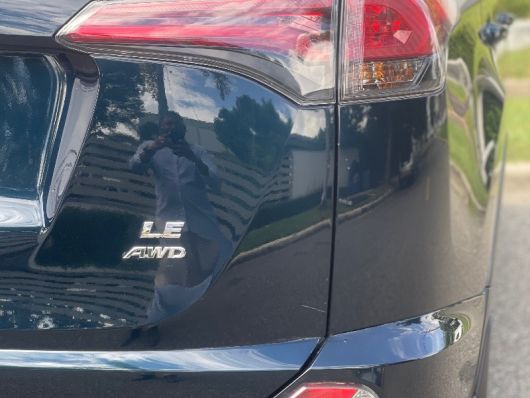 Toyota RAV4 LE