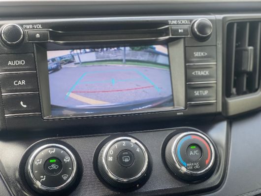 Toyota RAV4 LE