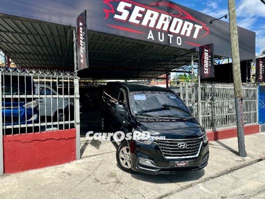 Hyundai Grand Starex Minivan en venta