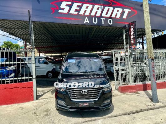 Hyundai Grand Starex Minivan en venta