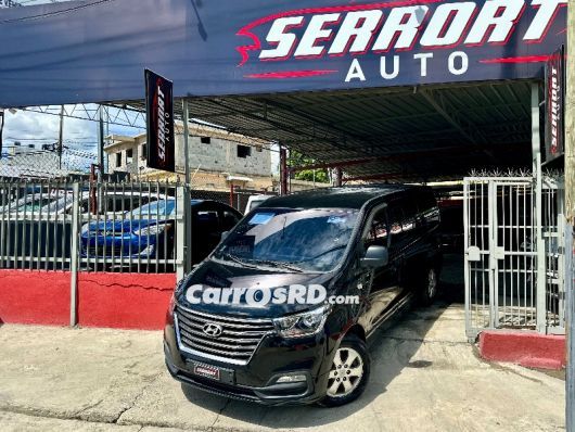 Hyundai Grand Starex Minivan en venta