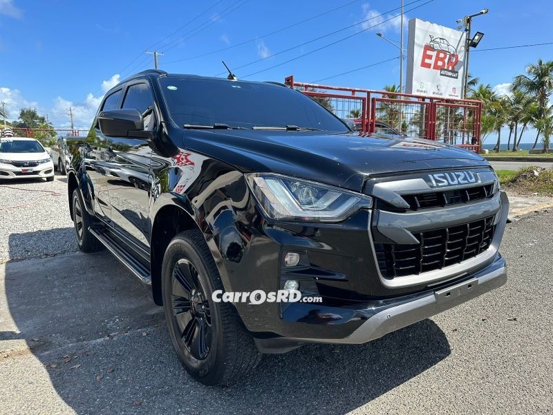 Isuzu