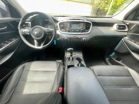 Kia Sorento LX
