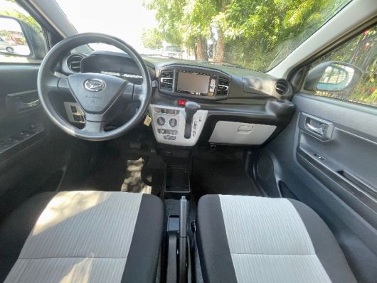 Daihatsu Mira Plus