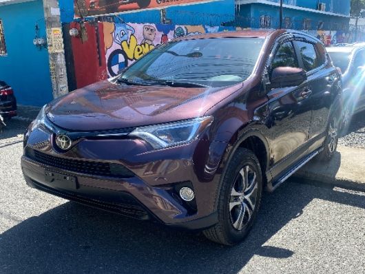 Toyota RAV4 LE