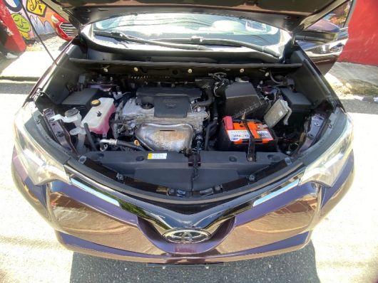 Toyota RAV4 LE