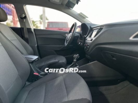 Hyundai Accent Carros en venta