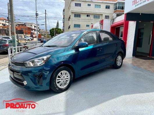 Kia Soluto Basico
