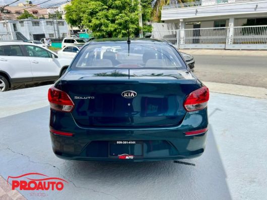 Kia Soluto Basico