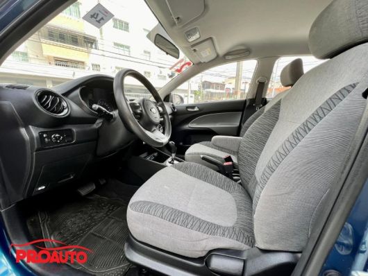 Kia Soluto Basico