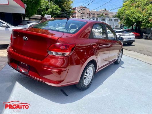 Kia Soluto Basico