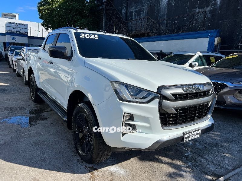 Isuzu