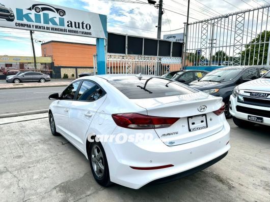 Hyundai Avante Carros en venta