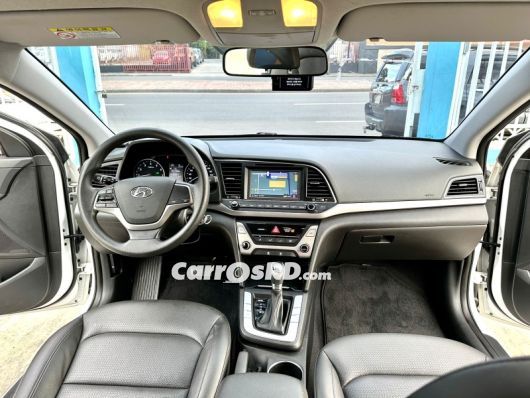 Hyundai Avante Carros en venta