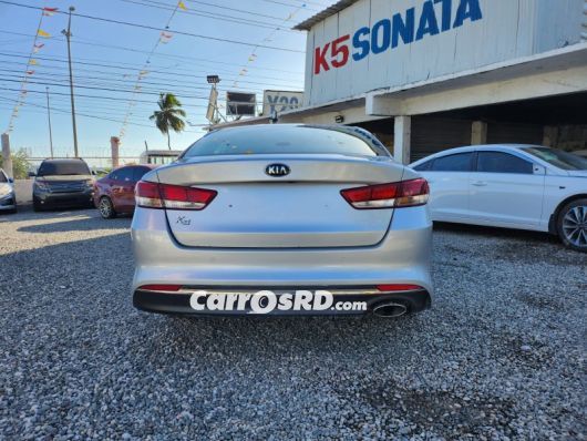Kia K5 Carros en venta
