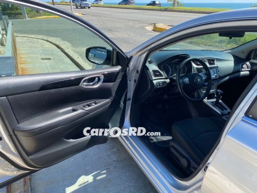 Nissan Sentra Carros en venta