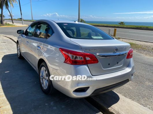 Nissan Sentra Carros en venta