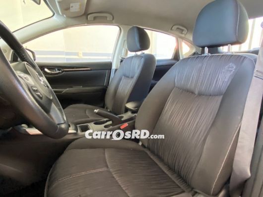 Nissan Sentra Carros en venta