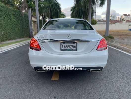 Mercedes-Benz Clase C Carros en venta