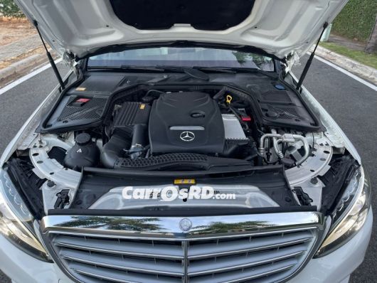 Mercedes-Benz Clase C Carros en venta