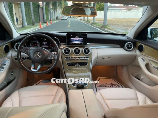Mercedes-Benz Clase C Carros en venta
