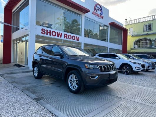 Jeep Grand Cherokee Laredo