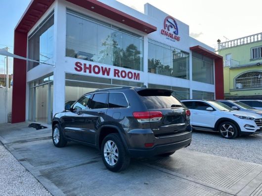 Jeep Grand Cherokee Laredo