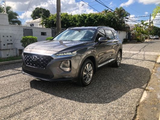 Hyundai Santa Fe SE