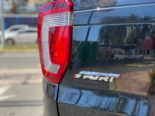 Ford Explorer Sport