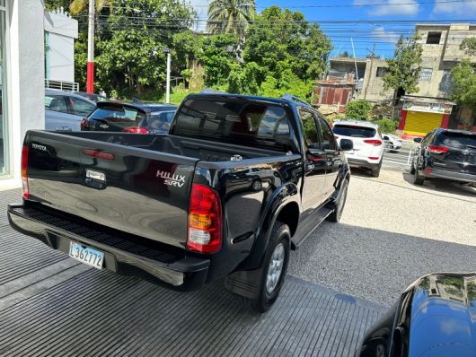 Toyota Hilux SRV