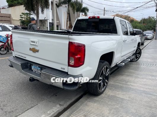 Chevrolet Silverado Camioneta en venta