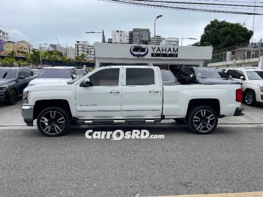 Chevrolet Silverado Camioneta en venta