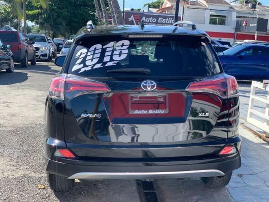 Toyota RAV4 XLE