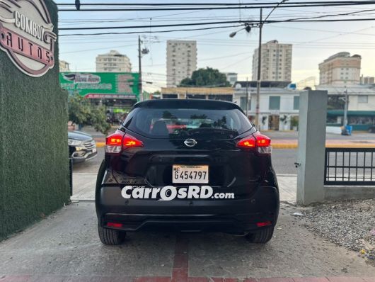 Nissan Kicks Jeepeta en venta