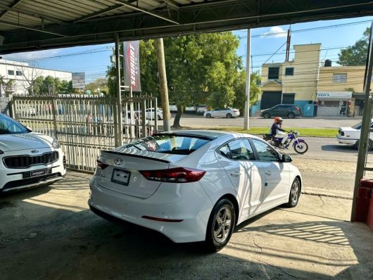 Hyundai Avante LPI