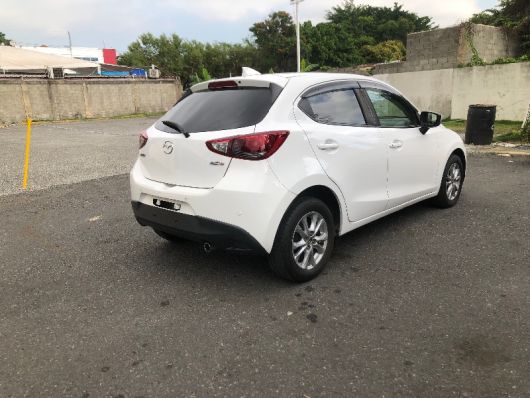 Mazda Demio Básico
