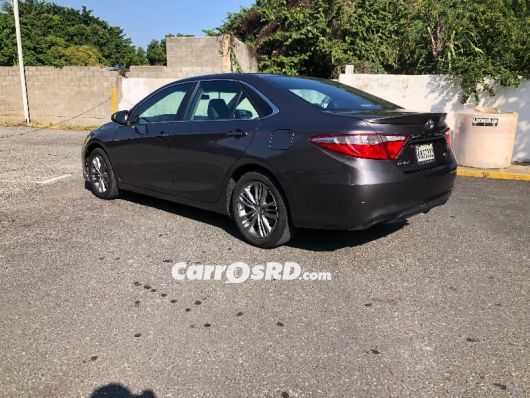 Toyota Camry Carros en venta
